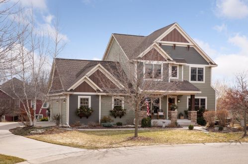 2488 Fieldstone Curv, Saint Paul MN  55129-6209 exterior
