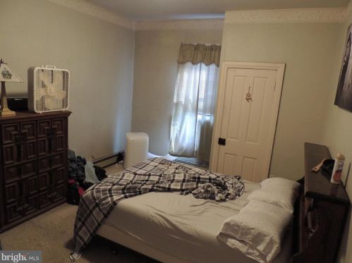 213 Broadway, Hanover PA 17331-2503 exterior