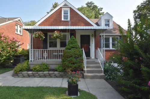 2074 Galbraith Rd, Cincinnati OH  45215-5634 exterior