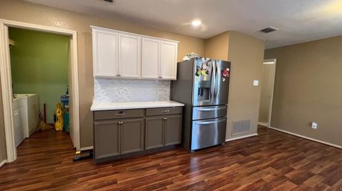 5904 Parkview Hl Ln, Fort Worth TX  76179-3799 exterior