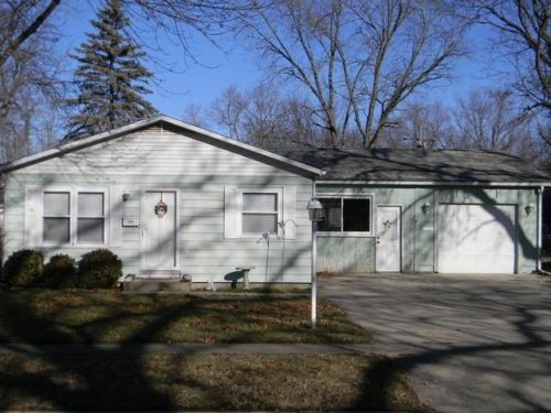 303 Torrance Ave, Swygert, IL 61764-2747