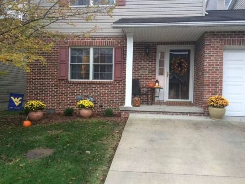 141 Meadow Ridge Townhomes, Morgantown, WV 26505-3079