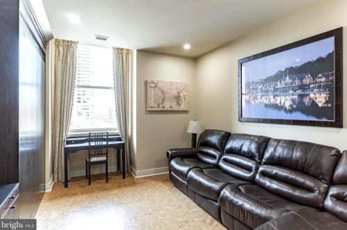 1600 Arch St, Philadelphia PA  19103-2028 exterior