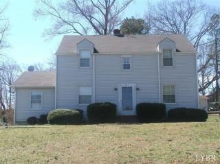 206 Southeast St, Brookneal, VA 24528-2810