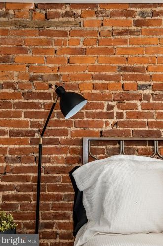 24 Ross St, Lancaster PA  17602-1940 exterior