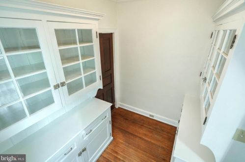 437 Carlisle St, Hanover PA 17331-2188 exterior