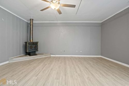 35 Carriage Trce, Stockbridge GA  30281-1328 exterior