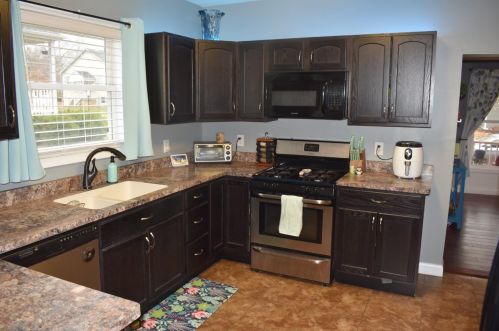 403 Erie St, Valpo IN  46383-4931 exterior