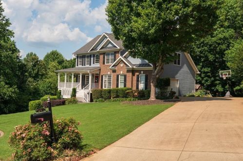 201 Brooke Pl, Holly Springs, GA 30115-3006