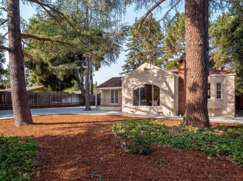 682 San Antonio Rd, Los Altos CA 94022-1304 exterior