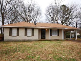 483 Grace Cv, Piperton, TN 38017-1410