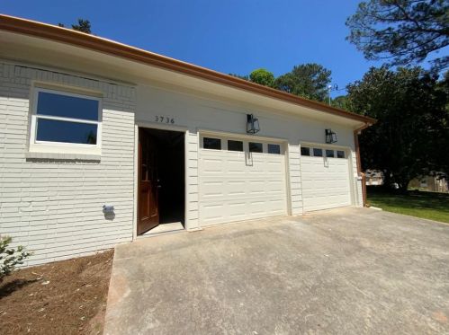 3736 Calmer Cir, Atlanta GA  30344-6011 exterior