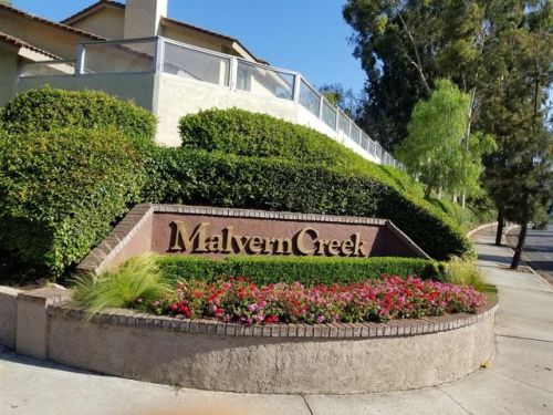 818 Creekside Dr, Fullerton, CA 92833-2199