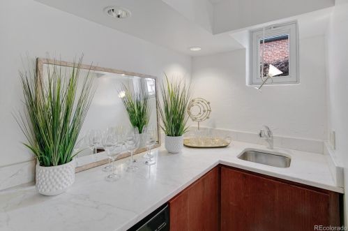 1635 Xavier St, Denver CO  80204-1025 exterior