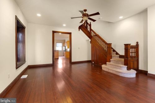 4841 Cedar Ave, Philadelphia PA  19143-2034 exterior