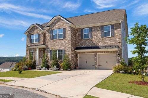 3653 Dragon Fly Ln, Loganville, GA 30052-9083