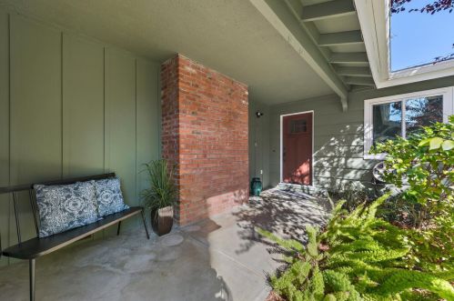 1631 Clarkspur Ln, San Jose, CA 95129-3805