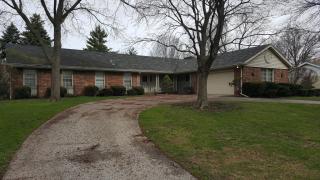 328 Circle Dr, Palatine, IL 60067-7706