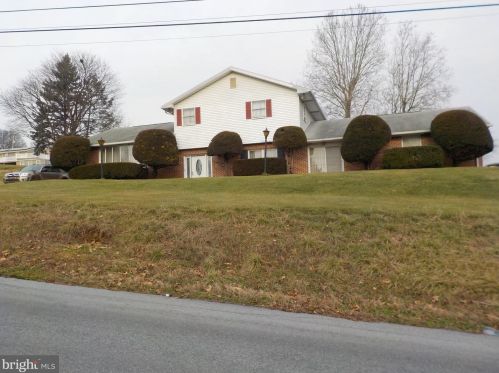 1167 Harrisburg St, Harrisburg, PA 17113-1229