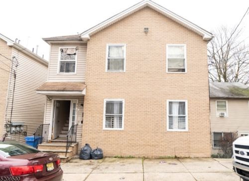 66 3 St, Paterson NJ 07522-1845 exterior