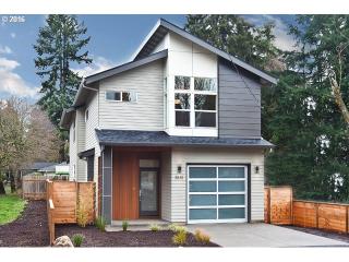 3513 Edison St, Portland, OR 97222-6687