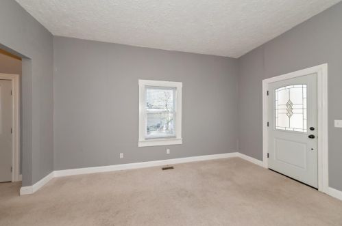 1713 Fernwood St, Cincinnati OH  45206-1405 exterior