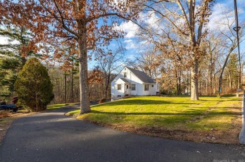 91 Roberts Rd, East Hampton, CT 06447-1415