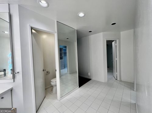 13 Heards Overlook Ct, Atlanta GA  30328-4757 exterior
