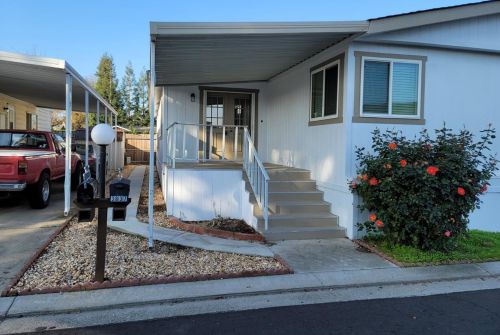 3837 Waimea Ln, Modesto, CA 95355-1238