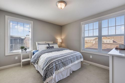 15972 Elmwood Way, Saint Paul MN  55124-4250 exterior