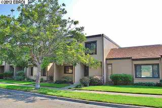 1148 Holly St, Alameda, CA 94502-7061