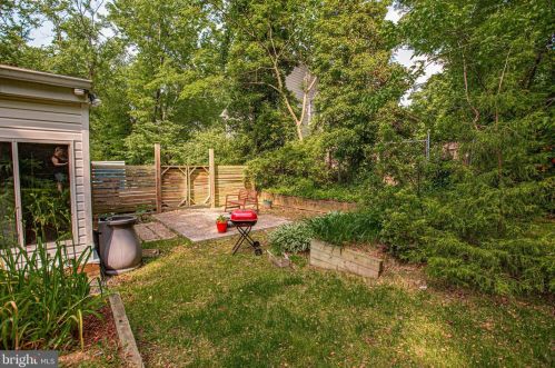 7415 Hastings St, Springfield VA  22150-4108 exterior