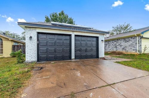2521 Whitehurst Dr, Fort Worth TX  exterior