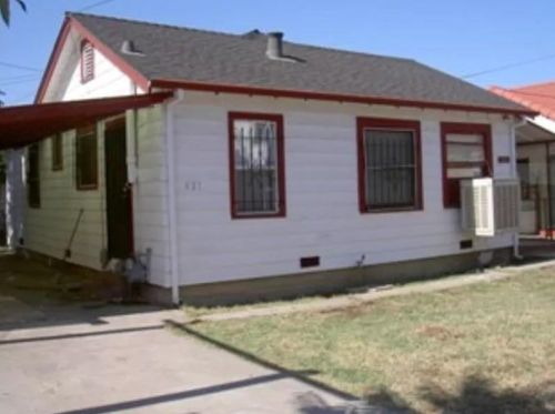 321 Church St, Stockton, CA 95203-3516