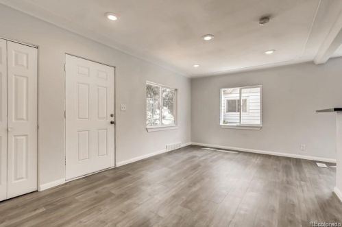1733 Oakland St, Denver CO  80010-2823 exterior