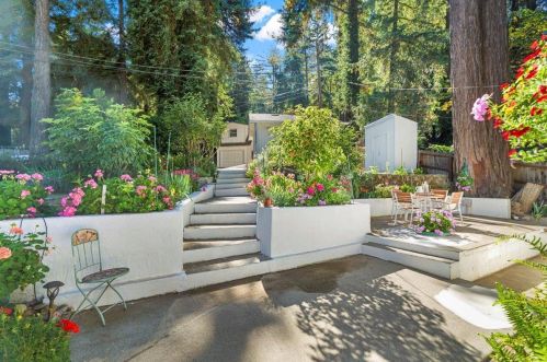 17897 Mozelle Ct, Los Gatos, CA 95033-8911