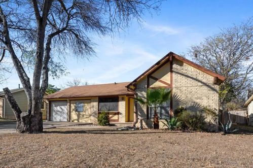 2110 Brandywine Ln, Austin, TX 78727-4304