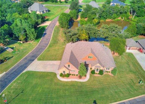 9418 Bergamo Blvd, Edmond, OK 73034-9779