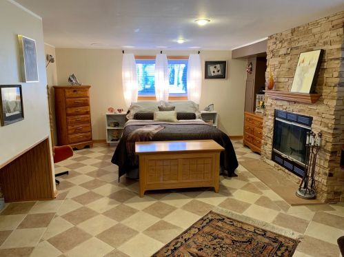 8453 North Ter, Niles IL  60714-2369 exterior