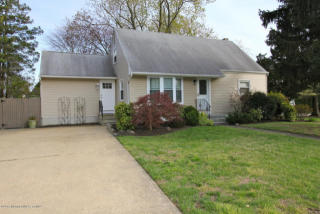 218 Cotter Ave, Wall Township, NJ 07753-3702