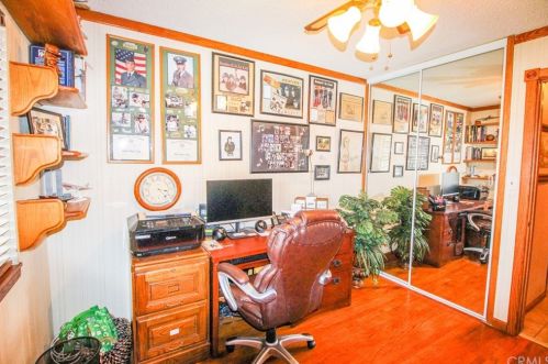 1621 Sumac Ln, Anaheim CA  92804-6653 exterior