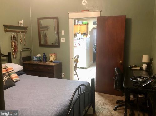 2523 12 St, Philadelphia PA 19133-1124 exterior