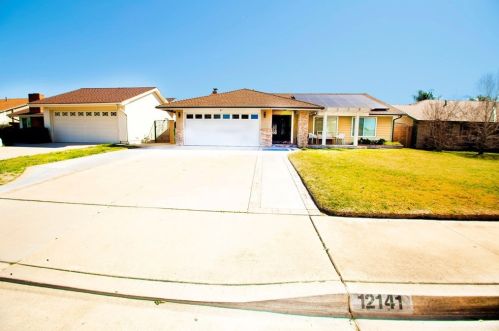 12141 Modoc Pl, Chino, CA 91710-2036
