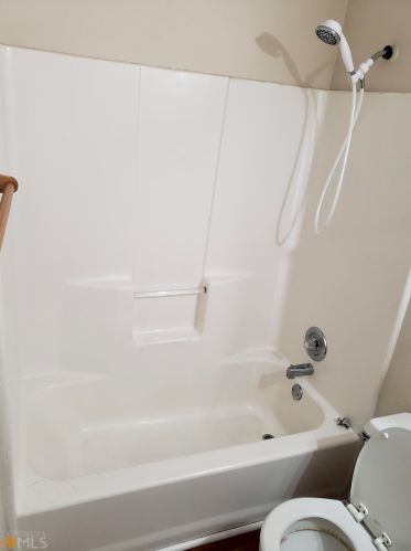 5930 Creekside Dr, Rex GA 30273-1166 exterior