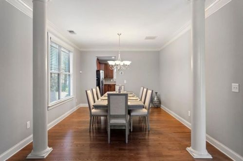 2077 Hatteras Way, Atlanta GA  30318-1085 exterior