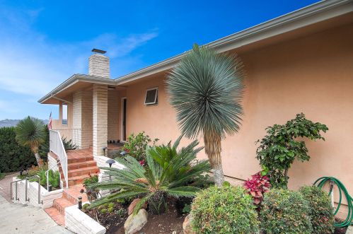 811 Pedregosa St, Santa Barbara, CA 93103-1834