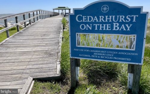 1174 Spruce Ave, Shady Side MD 20764-9562 exterior