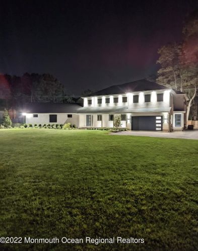 171 Wall St, Tinton Falls NJ  07724-2416 exterior