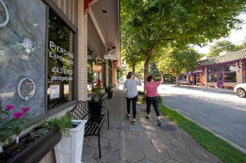 1332 Hooper Ave, Atlanta GA  30307-2014 exterior
