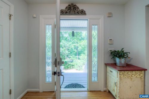 31 Choctaw Pl, Bybee VA  22963-3100 exterior